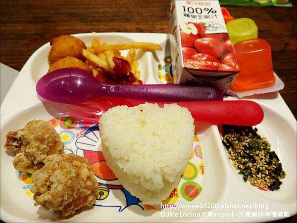 【食。阪急百貨】三田製麵所。兒童套餐。沾麵一絕好吃♥。市政府捷運站。