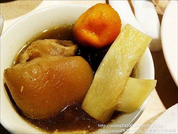 【食。板橋府中站餐廳】新北都會館。母親節最佳選擇。家庭、朋友聚會。服務優質 【食。板橋府中站餐廳】新北都會館。母親節最佳選擇。家庭、朋友聚會。服務優質