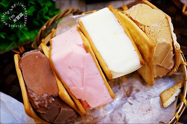 【宅配/團購。冰品。雲林】古早味三明治冰餅。甜香厚實好滿足。好涼冰店。