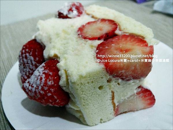 【團購】郃嘉烘焙坊－北海道雙層草莓蛋糕＆湯種大蒜麵包♥草莓季過了  大家期待明年吧♥