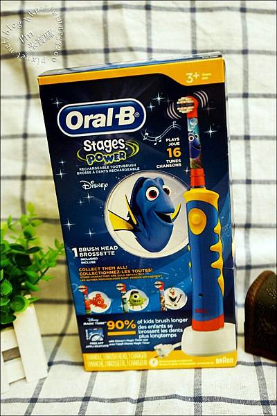 【清潔。兒童電動牙刷推薦】德國百靈Oral-B 海底總動員 D10兒童充電電動牙刷。預防蛀牙笑容更無憂。孩子愛上刷牙時光♥