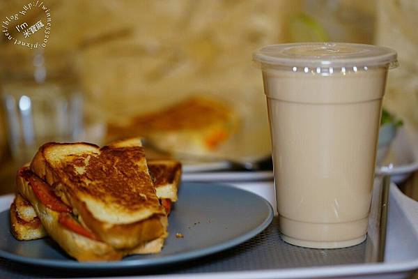 【 食。國父紀念館早午餐】吐司口味變化多又多。格里歐’s三明治。現在集滿8點還能兌換不限口味三明治。