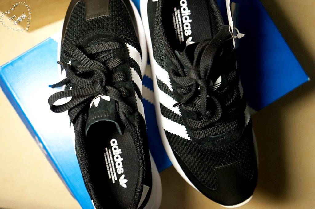 adidas 復古鞋 FLB W 網布慢跑鞋 (5)