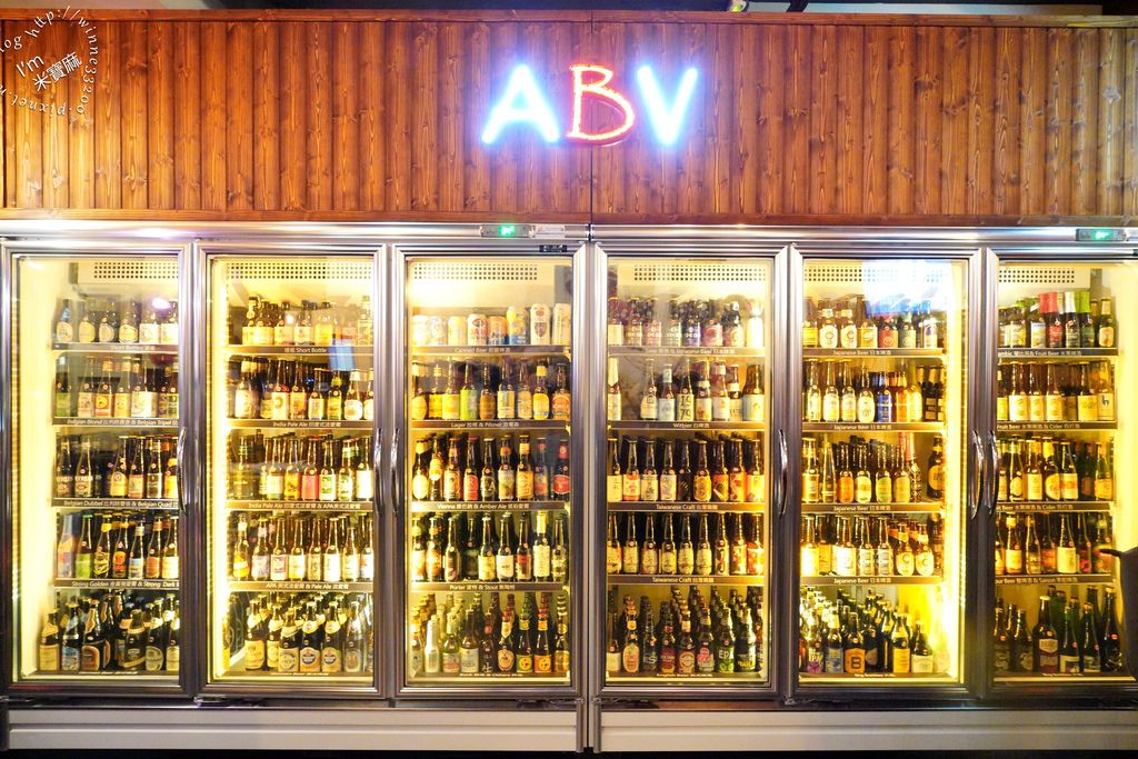 ABV日式居酒館┃台北中山日式居酒屋。超過300款世界精釀啤酒都在這裡，宵夜晚餐的好選擇 @米寶麻幸福滿載