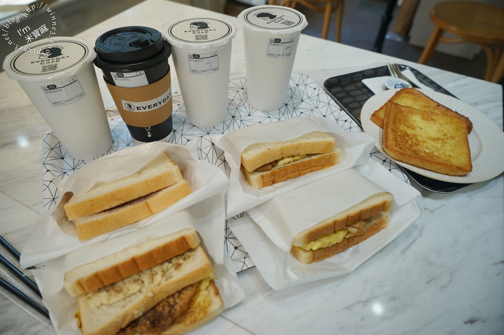 EVERYDAY CAFE &#8211; toast.coffee.tea┃中山站早午餐。吐司新鮮鬆軟好吃，外帶外送都有提供 @米寶麻幸福滿載