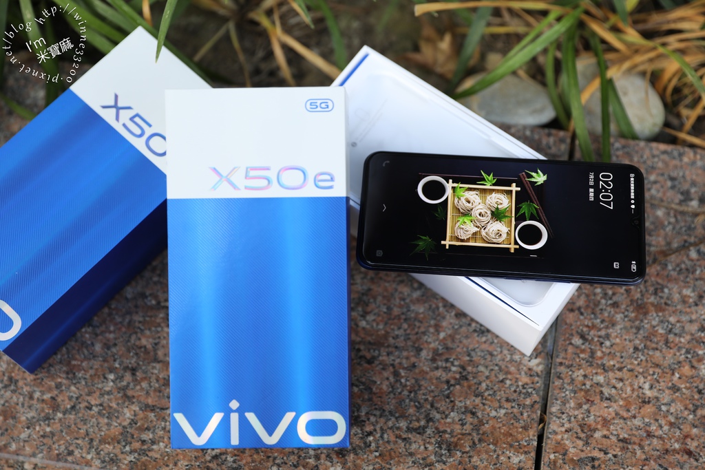 vivo X50e手機實測┃電信續約高CP值5G手機。全能攝影一把罩。我的輕巧工作機 @米寶麻幸福滿載