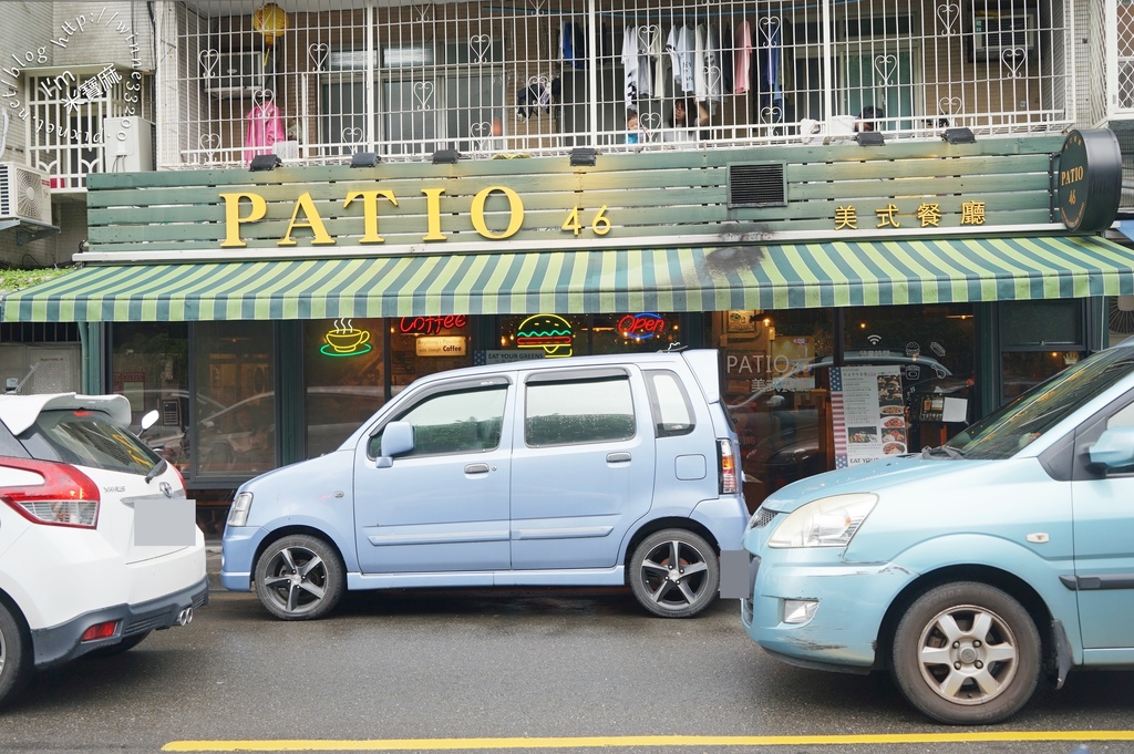 Patio 46 沛緹歐美式餐廳┃文山區美式餐廳。鬆餅漢堡、比薩意大利漢堡你吃過沒? 