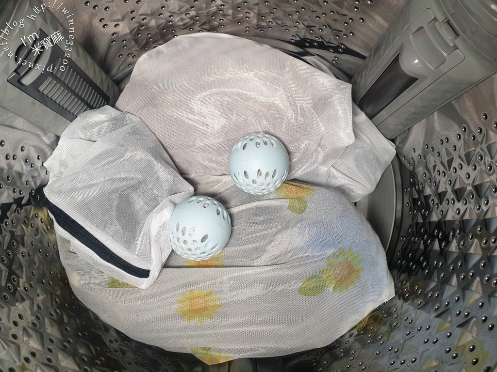銀立潔抑菌除臭洗衣球┃能同時清潔洗衣槽。約可洗衣150次。抑菌、除臭，洗衣好搭檔