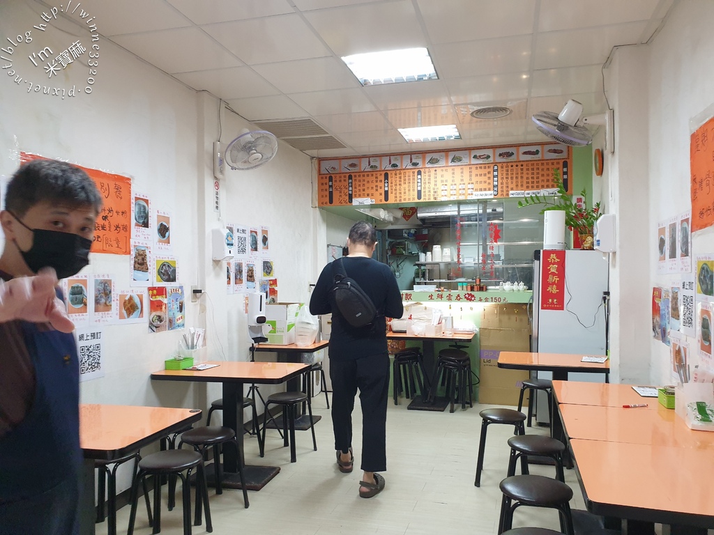 香港旺角燒臘┃新店燒臘便當。一天只營業3小時，由香港美心集團超過30年廚藝師傅主廚